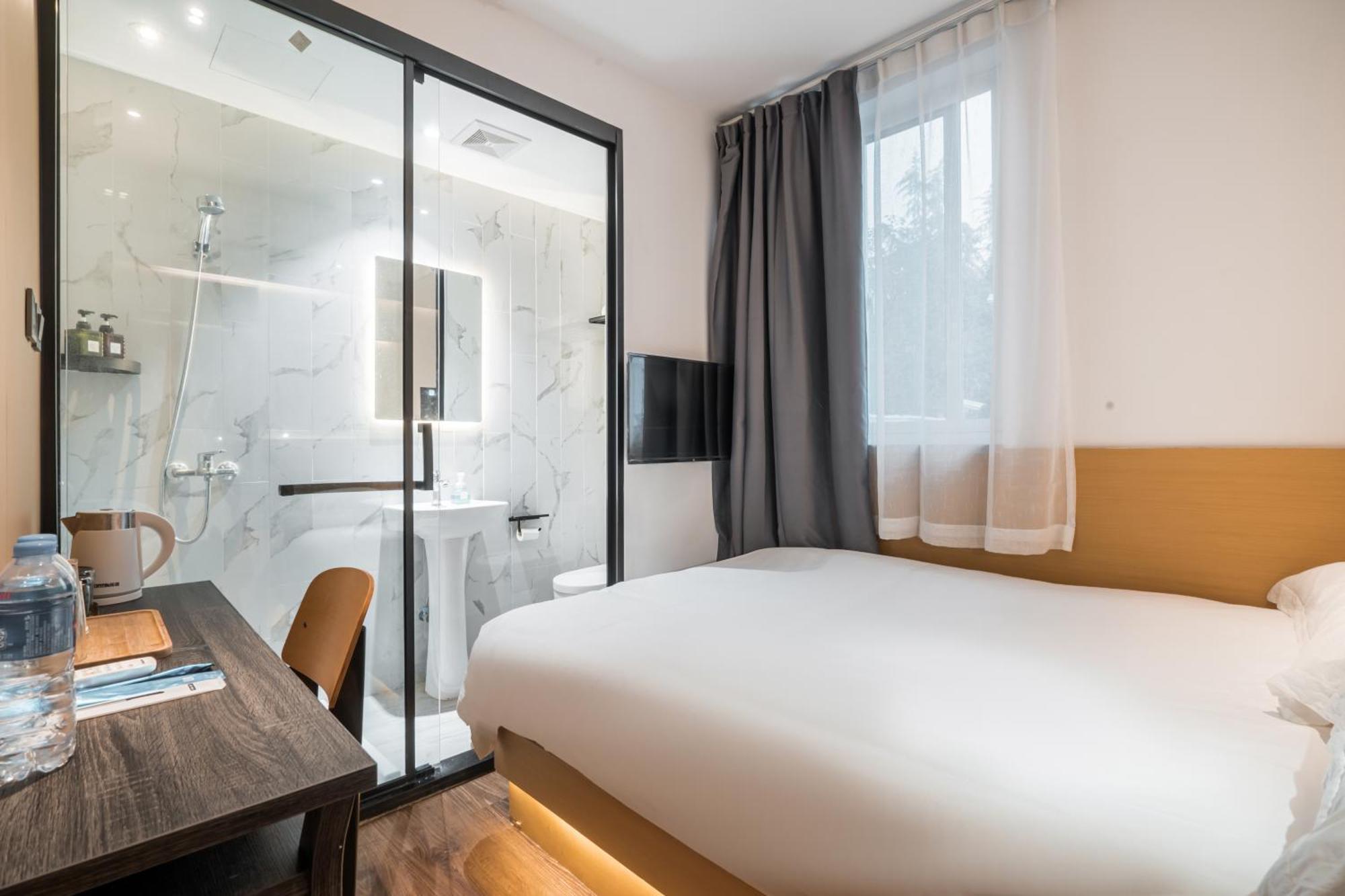 Joy Hongqiao Airport And Railway Hotel Шанхай Екстериор снимка